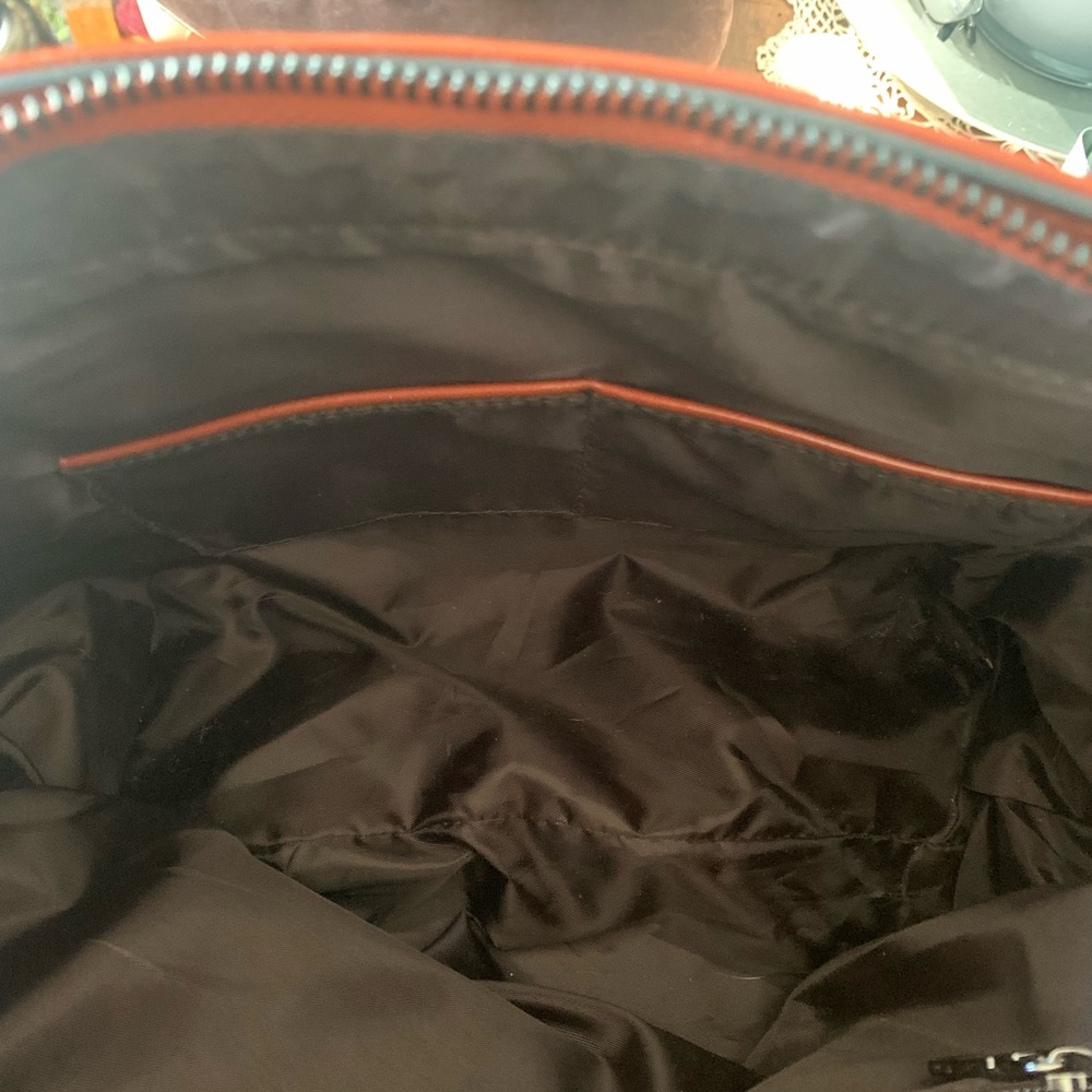 Tote - Picture 3 of 5